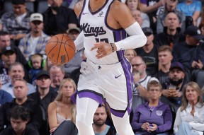 开云官方入口下载包含意大利杯转会期再迎强敌，萨克拉门托国王再遭质疑，主帅态度——媒体盛赞，阵容厚度经受考验的词条